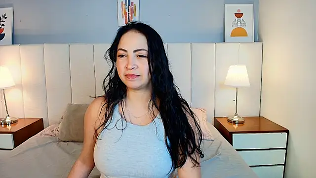 Amberwestt  online show from 09/11/25, 12:27
