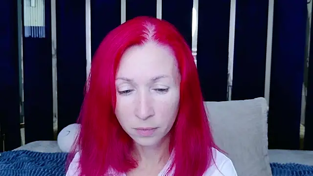 Sofia Lix online show from 09/10/25, 04:29