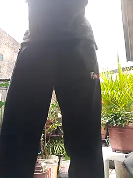 Dedede32 online show from 10/28/25, 08:33