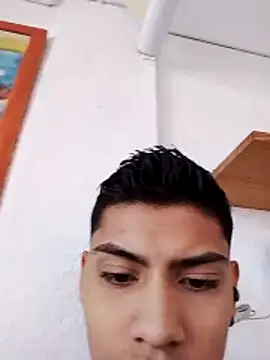 aispuro8505 online show from 11/06/25, 07:48