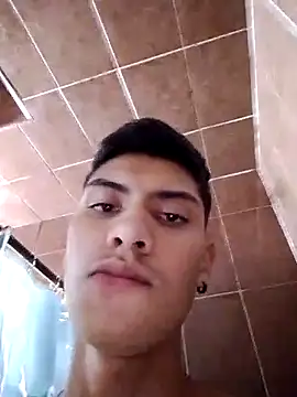 aispuro8505 online show from 11/10/25, 04:44