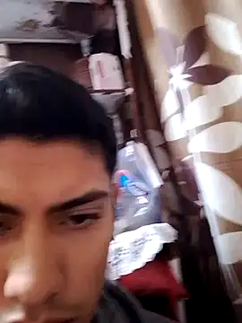 aispuro8505 online show from 11/25/25, 09:09