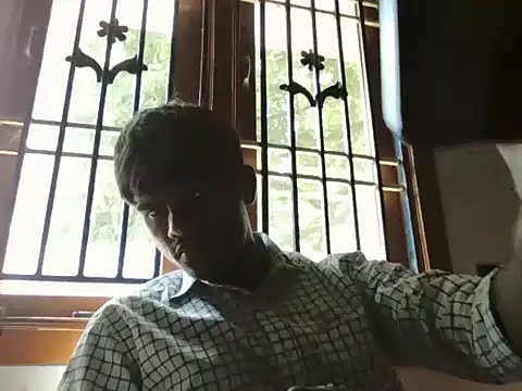 AP Collogestudent44 online show from 11/03/25, 04:25