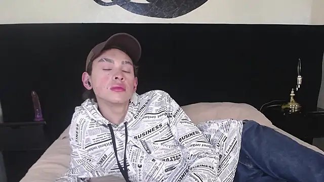 Aaron Fordd online show from 09/20/25, 09:16