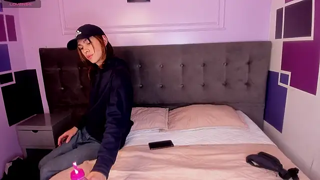 Aaron Fordd online show from 10/28/25, 05:37