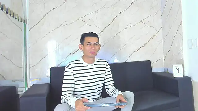 Golldens Dreamss online show from 10/06/25, 07:44