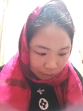 Snapshot of may-squirl chatting on 11/22/25, 11:09 may-squirl online show from 11/22/25, 11:09