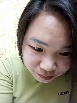 Snapshot of may-squirl chatting on 11/24/25, 03:45 may-squirl online show from 11/24/25, 03:45