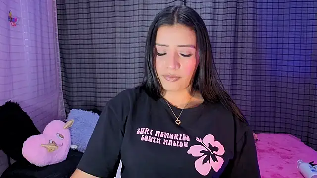 Snapshot of Kayleemorales chatting on 09/28/25, 04:45 Kayleemorales online show from 09/28/25, 04:45