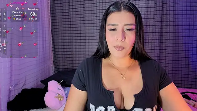 Snapshot of Kayleemorales chatting on 09/29/25, 06:02 Kayleemorales online show from 09/29/25, 06:02