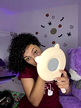 ViolettaMiller  online show from 10/27/25, 01:04