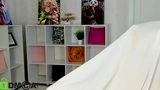 Agnes Passero online show from 10/23/25, 08:35