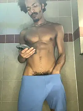 Snapshot of TRILLAHUNG chatting on 09/17/25, 05:14 TRILLAHUNG online show from 09/17/25, 05:14