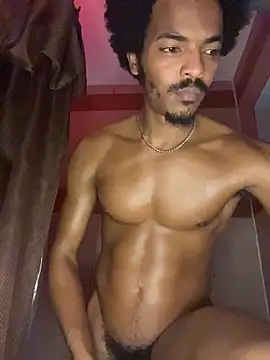 Snapshot of TRILLAHUNG chatting on 10/15/25, 12:44 TRILLAHUNG online show from 10/15/25, 12:44