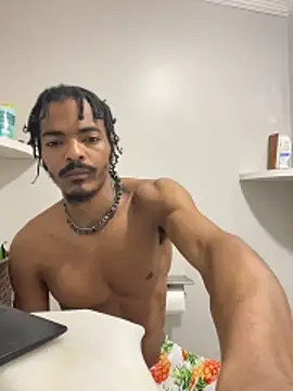 Snapshot of TRILLAHUNG chatting on 10/23/25, 07:40 TRILLAHUNG online show from 10/23/25, 07:40