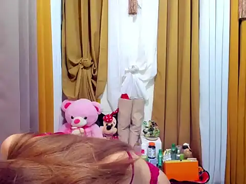 Snapshot of imallyoures69 chatting on 11/15/25, 05:31 imallyoures69 online show from 11/15/25, 05:31