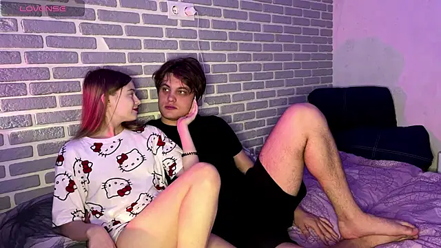 fetchingcouplee online show from 10/04/25, 02:04