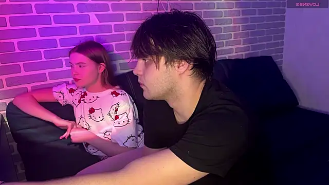 fetchingcouplee online show from 10/20/25, 02:06