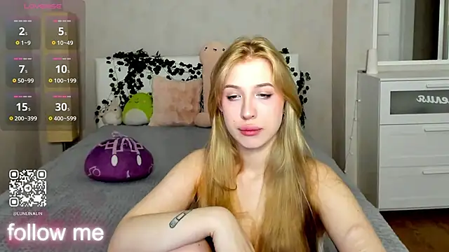 LightStar 18 online show from 10/26/25, 10:43