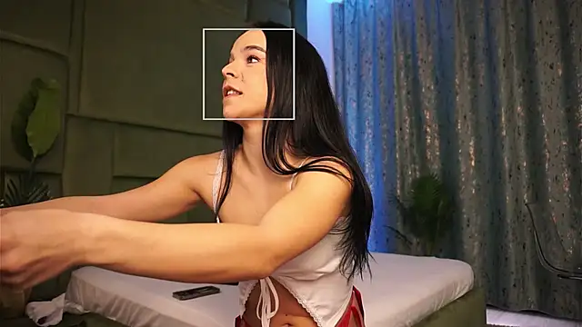 Snapshot of DeniseBlu chatting on 11/03/25, 05:31 DeniseBlu online show from 11/03/25, 05:31