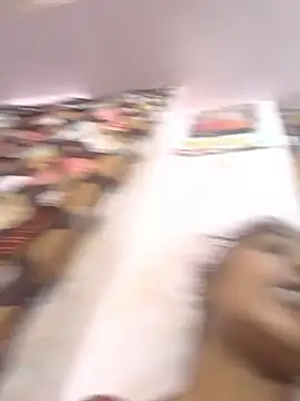 Snapshot of telugu_pellam chatting on 09/29/25, 04:28 telugu pellam online show from 09/29/25, 04:28