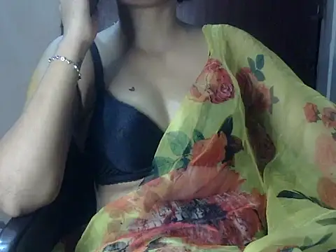 Arpitasingh20 online show from 09/15/25, 04:18