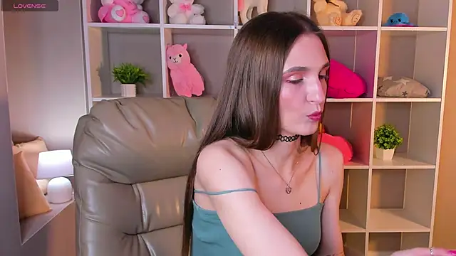 Alisha Green online show from 09/18/25, 08:38