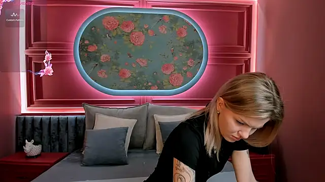 NaomiSol online show from 09/27/25, 07:30