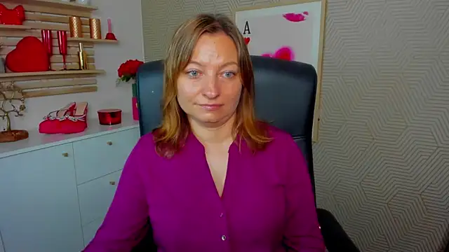 angelaSamt online show from 06/11/26, 05:38