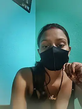 posewith online show from 10/04/25, 07:28