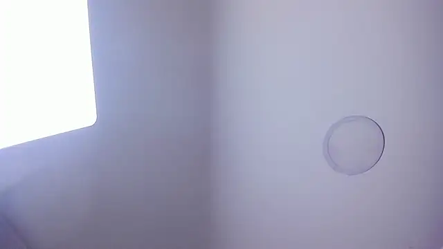 Rihanna es online show from 09/17/25, 03:52