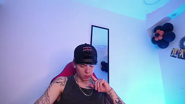 Anhonymus  online show from 11/03/25, 03:52