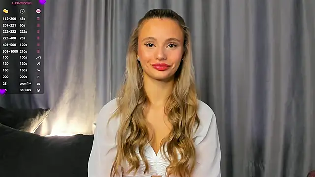 Snapshot of NaughtySeraphine chatting on 11/05/25, 06:13 NaughtySeraphine online show from 11/05/25, 06:13