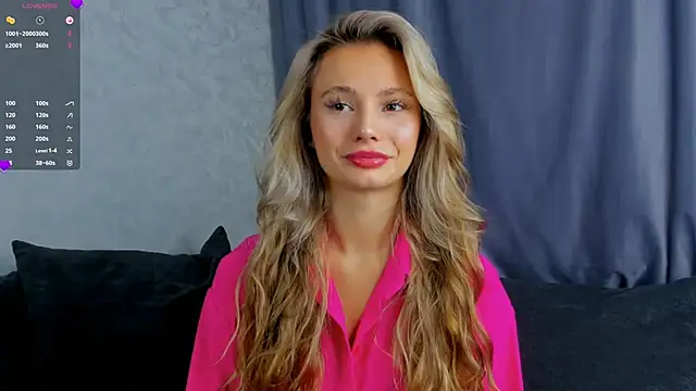 Snapshot of NaughtySeraphine chatting on 11/09/25, 06:12 NaughtySeraphine online show from 11/09/25, 06:12