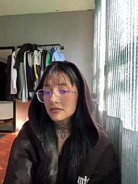 QueenSquirt02 online show from 09/09/25, 08:30