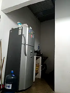 Snapshot of Amanda39 chatting on 12/04/25, 11:13 Amanda39 online show from 12/04/25, 11:13