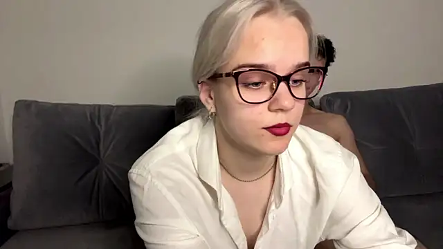 bawdycouplee online show from 09/21/25, 03:24