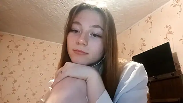 Sophiecuttie online show from 09/09/25, 05:01