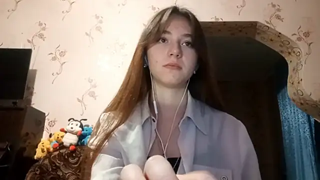 Sophiecuttie online show from 09/27/25, 03:06