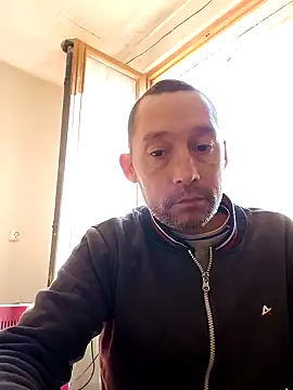 frederic198 online show from 10/10/25, 02:49