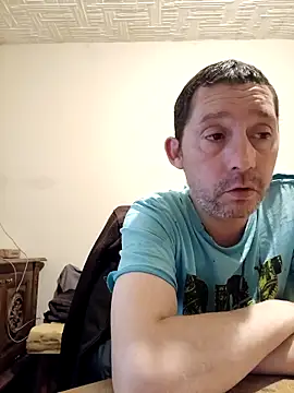 Snapshot of frederic198 chatting on 12/16/25, 09:53 frederic198 online show from 12/16/25, 09:53