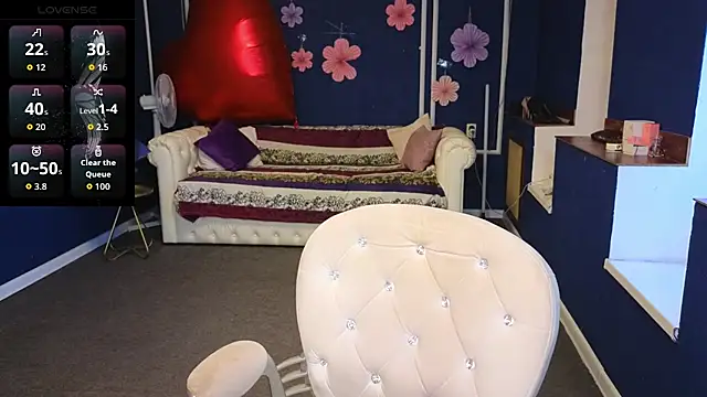 Kira Kenett online show from 05/16/26, 06:32