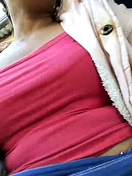 Snapshot of AnggelicaSwan21 chatting on 09/13/25, 12:38 AnggelicaSwan21 online show from 09/13/25, 12:38