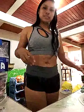 Snapshot of AnggelicaSwan21 chatting on 09/15/25, 12:49 AnggelicaSwan21 online show from 09/15/25, 12:49