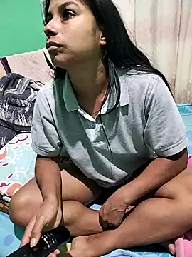 Snapshot of AnggelicaSwan21 chatting on 09/18/25, 02:13 AnggelicaSwan21 online show from 09/18/25, 02:13