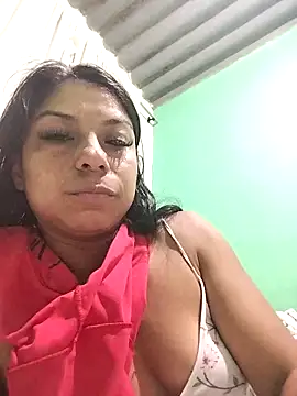 Snapshot of AnggelicaSwan21 chatting on 12/03/25, 12:51 AnggelicaSwan21 online show from 12/03/25, 12:51