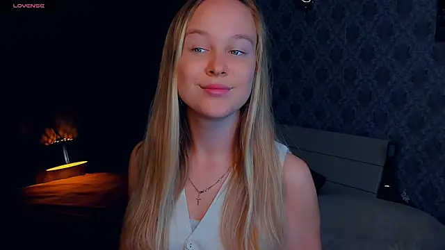 SoonMoor online show from 09/14/25, 06:18