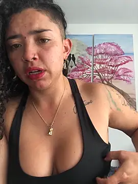 Snapshot of Paris_11 chatting on 09/19/25, 01:45 Paris 11 online show from 09/19/25, 01:45