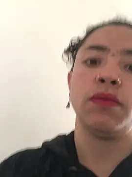 Snapshot of Paris_11 chatting on 09/29/25, 04:23 Paris 11 online show from 09/29/25, 04:23