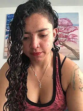 Snapshot of Paris_11 chatting on 10/14/25, 01:56 Paris 11 online show from 10/14/25, 01:56